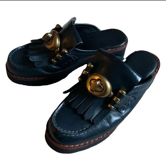 New COACH Turnlock Creeper Slide - Picture 1 of 7